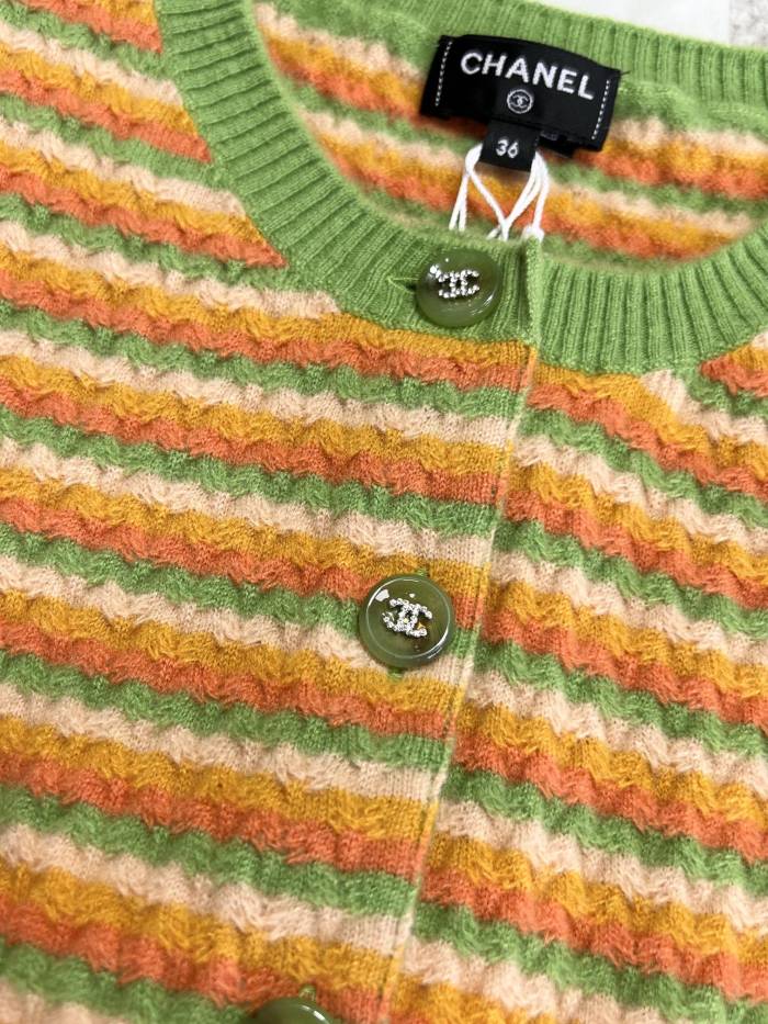 Chanel Top-quality Version Color Block Cashmere Short Sleeves #301130