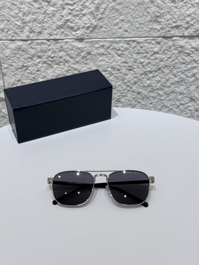 LOUIS VUITTON LV Signature Metal Square Sunglasses #385449