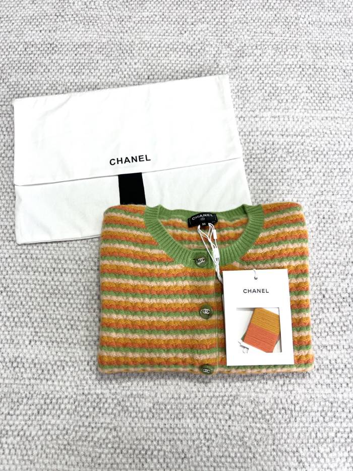 Chanel Top-quality Version Color Block Cashmere Short Sleeves #301130