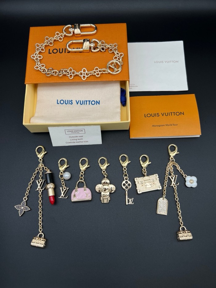 Louis Vuitton Bag Chain #385528