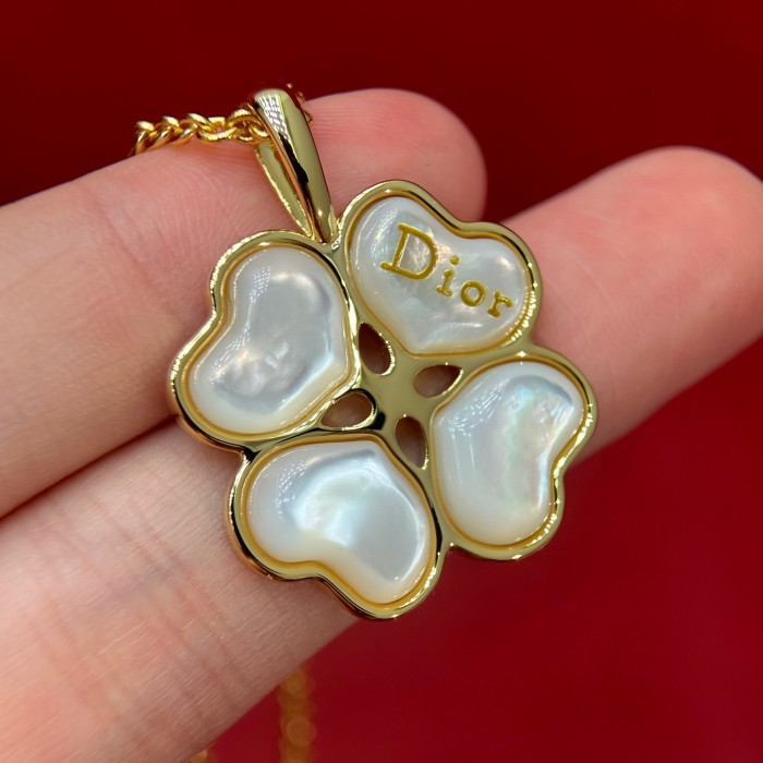 DIOR Dior Sparkling Clover Necklace Gold-Finish Metal and Mother-of-Pearl #385656