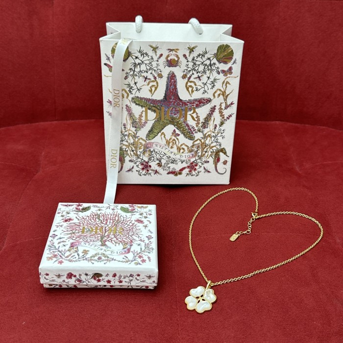DIOR Dior Sparkling Clover Necklace Gold-Finish Metal and Mother-of-Pearl #385656