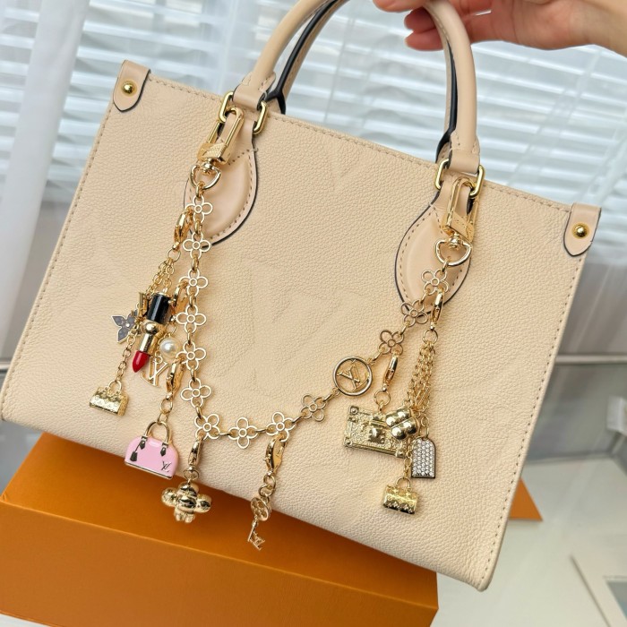 Louis Vuitton Bag Chain #385528
