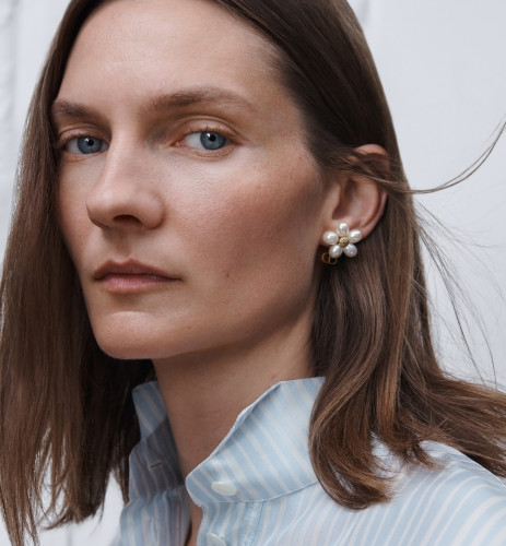 DIOR Dioriviera Brush Bloom Earrings Gold-Finish Metal Freshwater Pearls and White Resin Pearl #385657