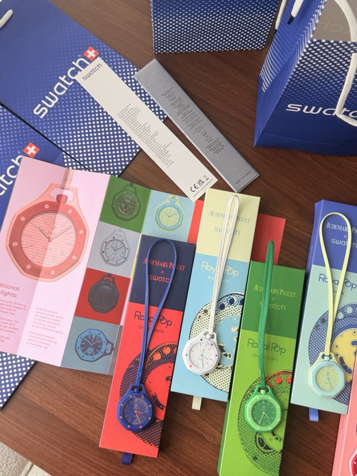 AUDEMARS PIGUET × SWATCH OTG ROZ Royal Pop Collection #385674