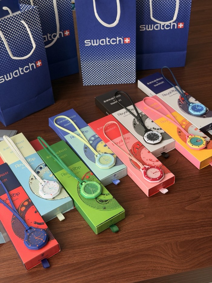 AUDEMARS PIGUET × SWATCH OTG ROZ Royal Pop Collection #385674