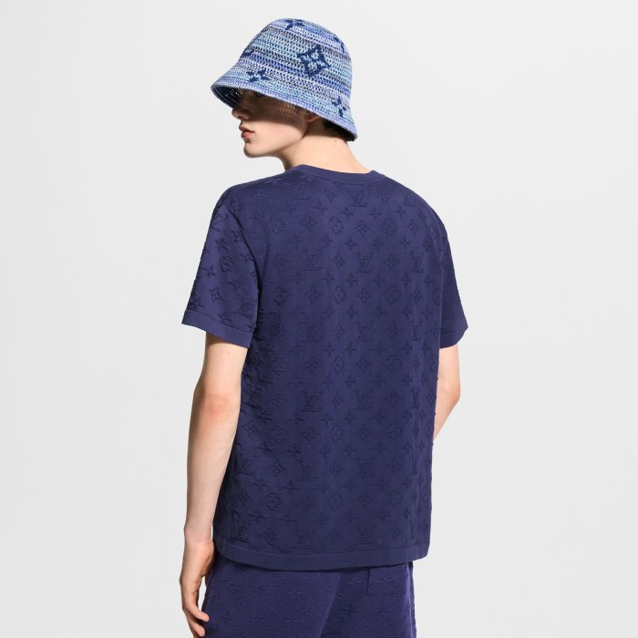 LOUIS VUITTON Monogram Shorts and Short-Sleeved Crewneck #385945