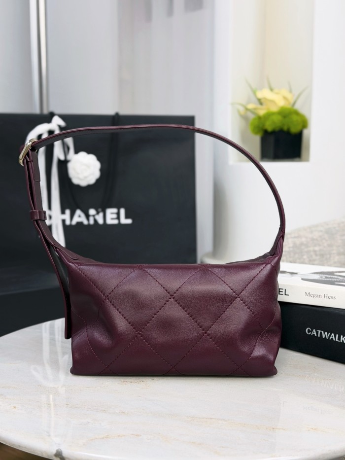 Chanel Lambskin Hobo Bag #385958