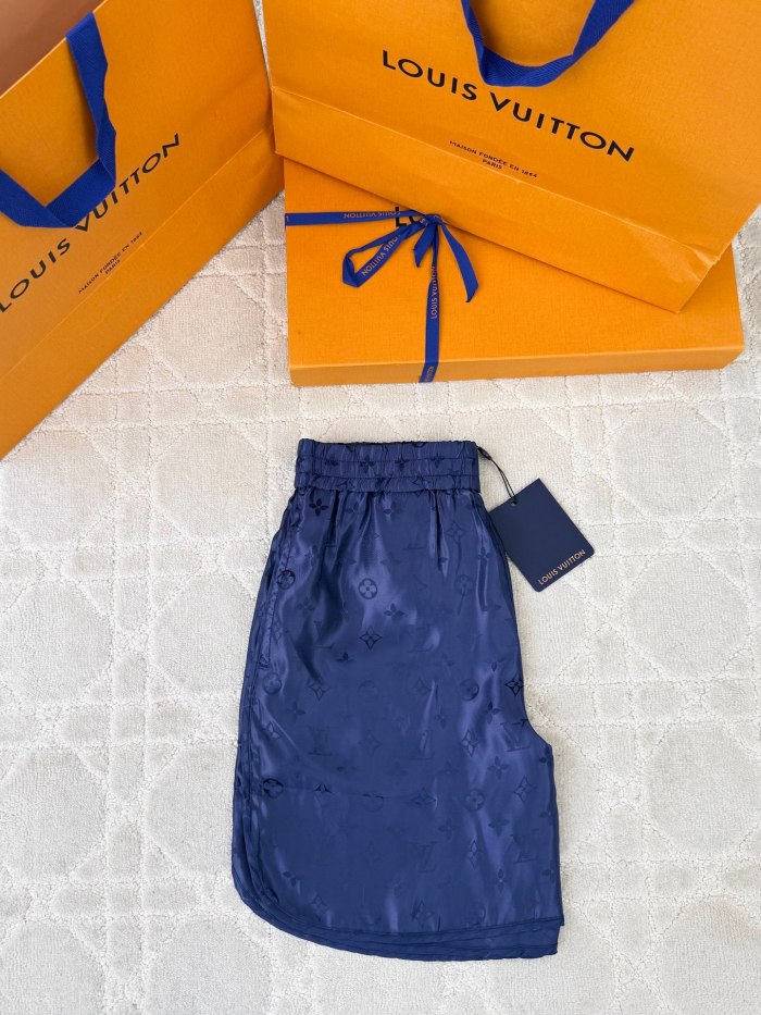 LOUIS VUITTON Monogram Jacquard Silk Sporty Shorts #386023