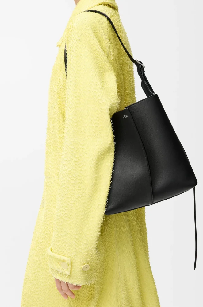 Loewe Medium Bilbao Bucket in Smooth Calfskin #386021