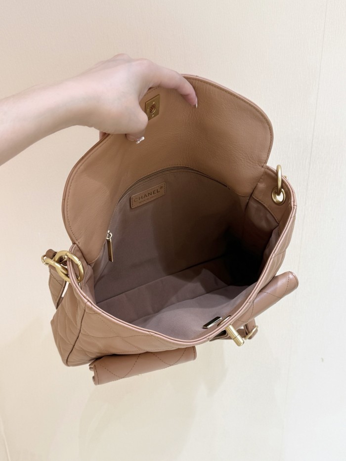 Chanel Tote Grained Calfskin Gold-tone Metal Brown #386029