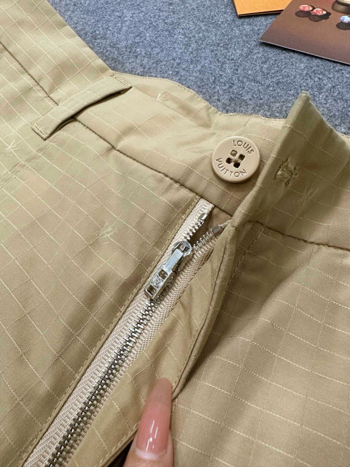 LOUIS VUITTON LV RIPSTOP Technical Cotton Cargo Shorts #238589