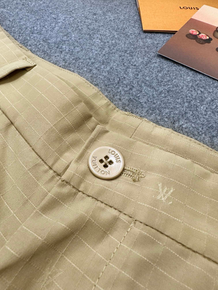LOUIS VUITTON LV RIPSTOP Technical Cotton Cargo Shorts #238589
