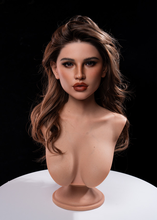 AP01-Elsa Head Sculpture