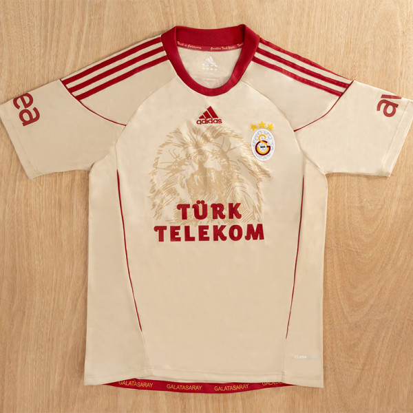 2010-2011 Galatasaray Away Retro Soccer Jersey