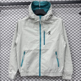 2026 ON Light gray Outdoor Jackets #Y506冲锋衣