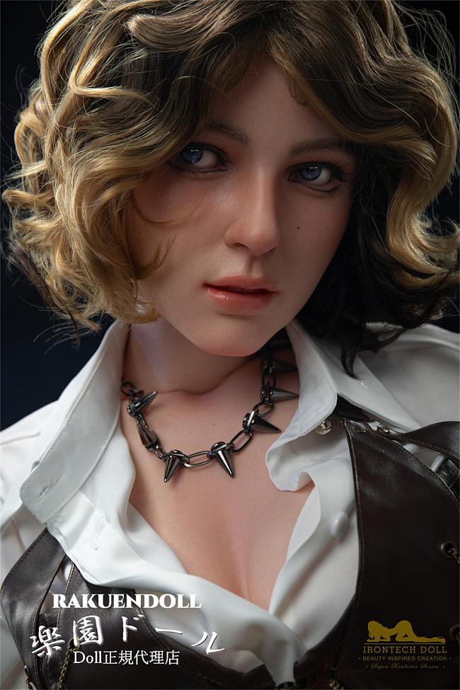 S29ヘッド & 153cm F-cup Fenny シリコン製ラブドール irontechdoll
