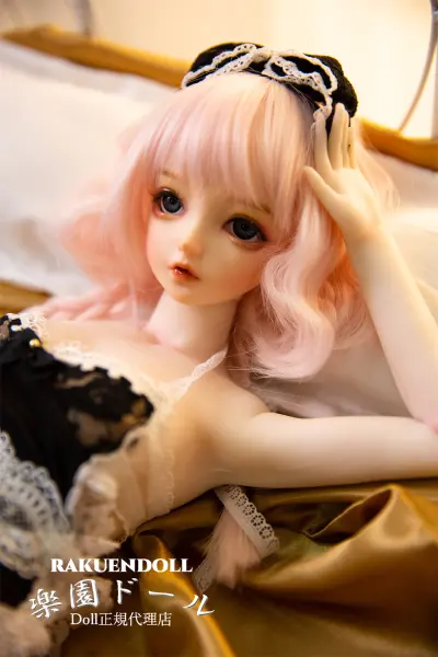 依璐璐 ミニドール