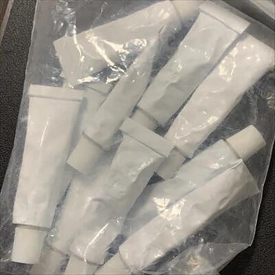 sanhuidoll 接着剤