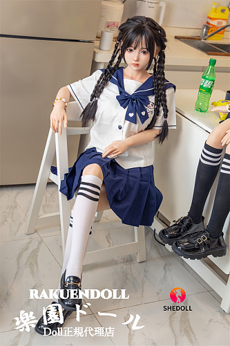 【双子シリーズ】北栀（BeiZhi）2.0ヘッド& 148cm Dカップ  日常メイク 水兵服衣装 ロリ系 小学生 等身大リアルラブドール 掲載画像はシリコン材質ボディ SHEdoll