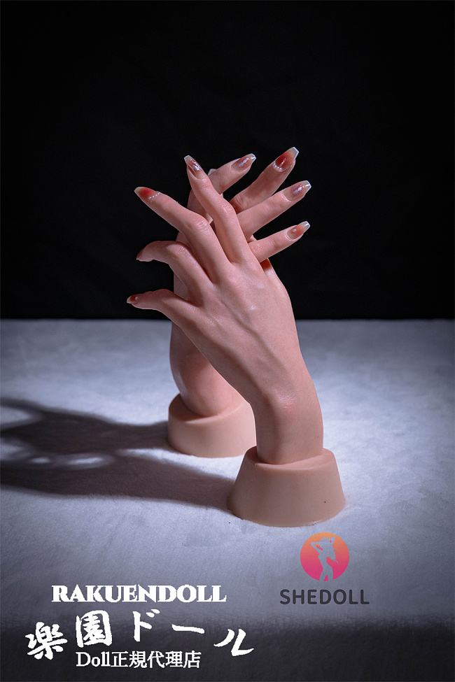 【シリコン手】左手と右手 セット品 リアルメイク塗装付き 等身大ドールサイズの手 最新関節指選択可 重さ0.88kg（両手）医療で使用可 SHEDOLL