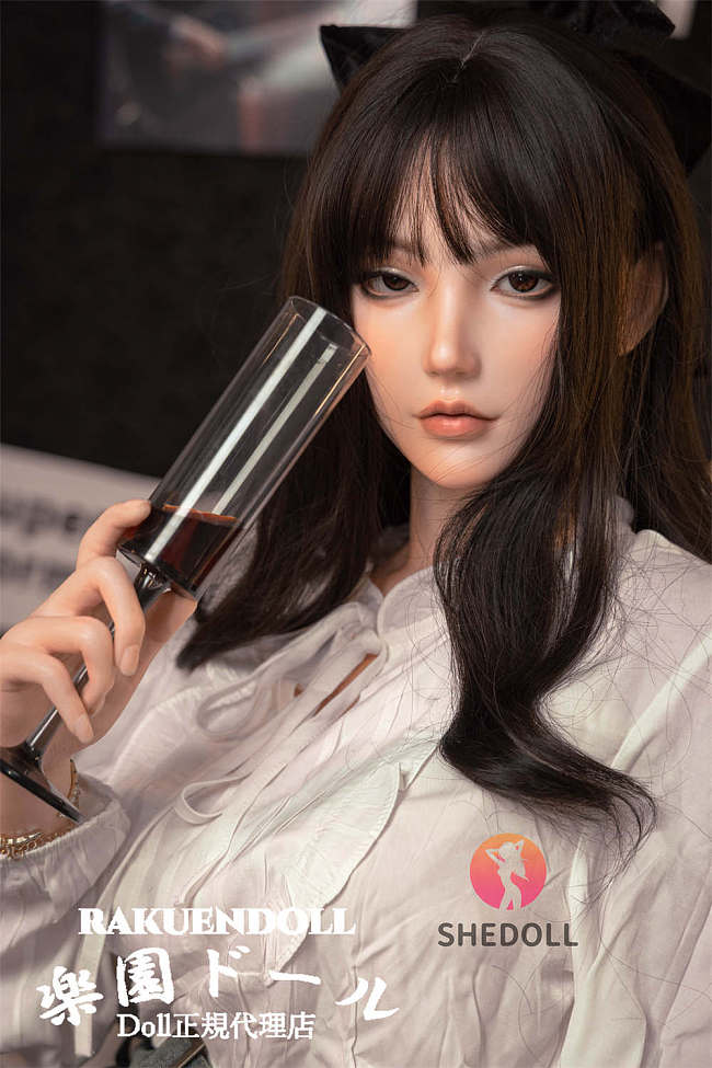 SHEdoll お姉ちゃん妻 苏夜欢（suyehuan）ヘッド 158cm Cカップ  ボディー材質など選択可能 掲載画像はフルシリコン製 ロり系ラブドール  SHEdoll