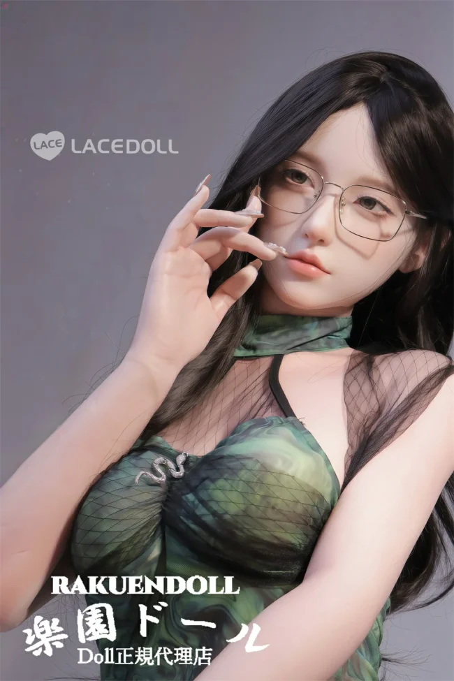 LACE DOLL お姉さん系 リアルドール 晚冰（wanbing）ちゃん②メイク 168cmEカップ  宣材写真のはシリコンボディ 冷たい美人 ダッチワイフ