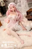 ダッチ ドール ドレスを着てるピンク髪のフィギュア