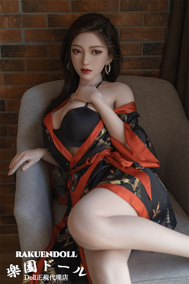 Realgirl【C工場】DS17ヘッド 169cm Eカップ 妖艶な魅力が際立つラブドール フルシリコンドール セクシーなリアル ドール