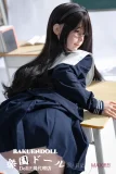 リアル ドール セーラー服姿で純粋な笑顔の153cm妹系ドールのアップ