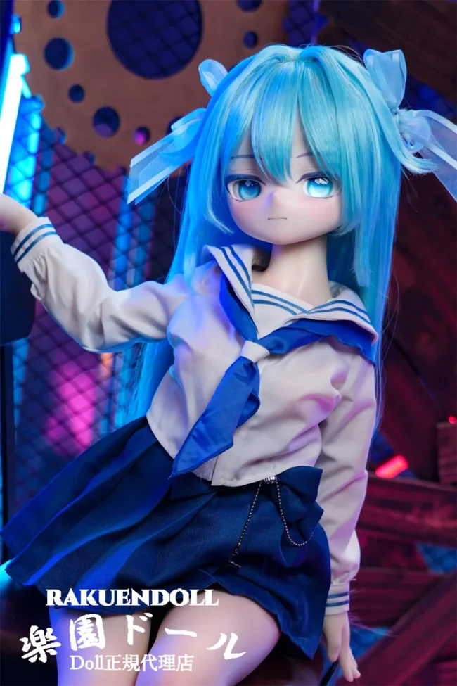 MW Girl(魔物姫)  星乃ヘッド 85cm 青髪 ラブドール 落ち着いた目元 宣材写真通のはシリコン製ボディ 宣材写真と同じ制服も付属 アニメドール