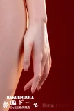 ダッチ ドール リアルな肌の質感まで追求したドール