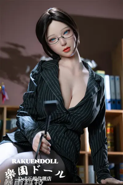 えり(4番目) OL・セクシー
