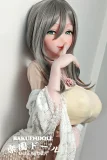 しなやかな服 整った顔 繊細な肌 微笑む表情 アニメドール