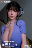 アダルト人形 163cm Iカップの黒髪清楚系ドール 紫色ニットと白タイトスカート姿