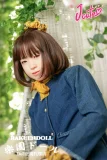 セックスドール 清楚な表情と華奢なボディが魅力の癒し系モデル