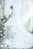 魅力的な女の子 等身大 貧乳 曲線美 誘われている エッチな人形