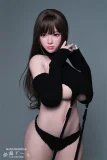 ミステリアスで上品なリアルドール 157cm