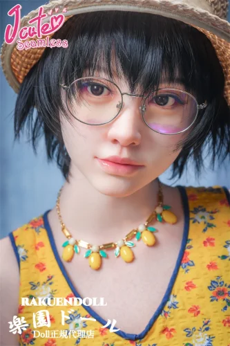 J-cute 咲良(さくら)ヘッド 153cm Bカップ シームレス仕様 ショットヘア 眼鏡 リアルドール 口開閉機能付き 宣伝写真はフルシリコン製