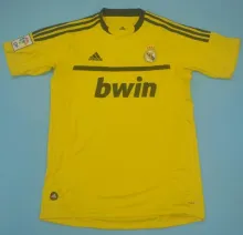 2010-2011 Retro Real Madrid Yellow GK 1:1 Quality Soccer Jersey
