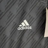 2022 Sao Paulo Black Windbreaker（白色阿迪红白三边）