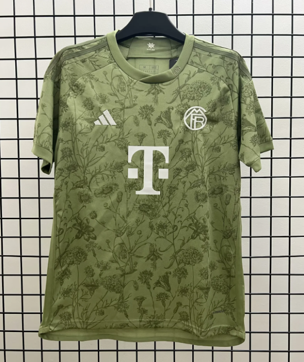 23/24 Bayern Munich Oktoberfest Fans 1:1 Quality Soccer Jersey