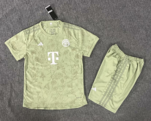 23/24 Bayern Munich Oktoberfest 1:1 Quality Kids Soccer Jersey