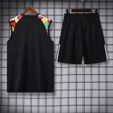 24/25 Manchester United  Black  1:1 Quality Training  Vest（A-Set）