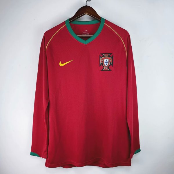 2006  Portugal Home Long Sleeve Fans 1:1 Retro Soccer Jersey