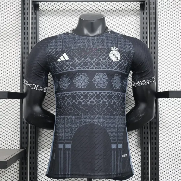 24/25  Real Madrid  Special  Edition  Black  Player 1:1 Quality Soccer Jersey