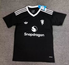 24/25 Manchester United Third  Goalkeeper  Fans 1:1 Quality Soccer Jersey