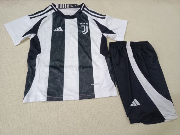 24/25 Juventus Home Kids kits 1:1 Soccer Jersey