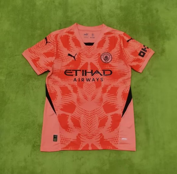 24/25 Manchester City Goalkeeper Fans 1:1 Quality Soccer Jersey