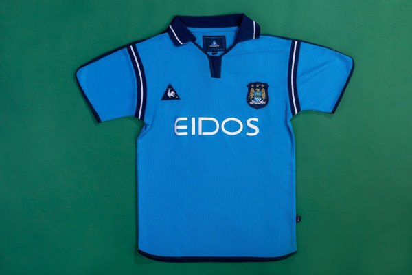 2001/2002  Manchester City Home 1:1 Retro Soccer Jersey